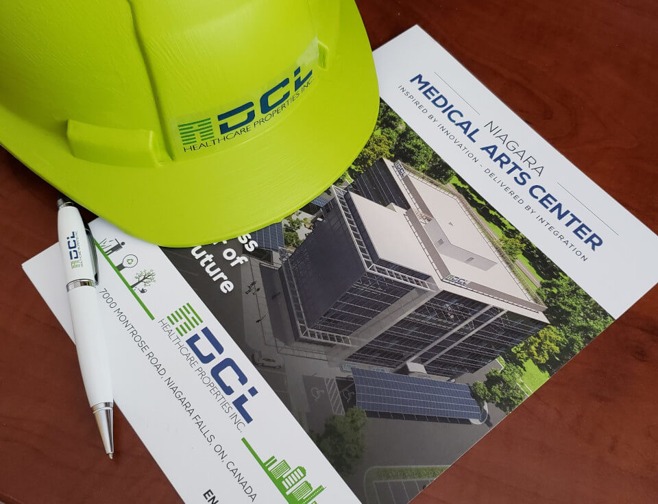 DCL green hard hat